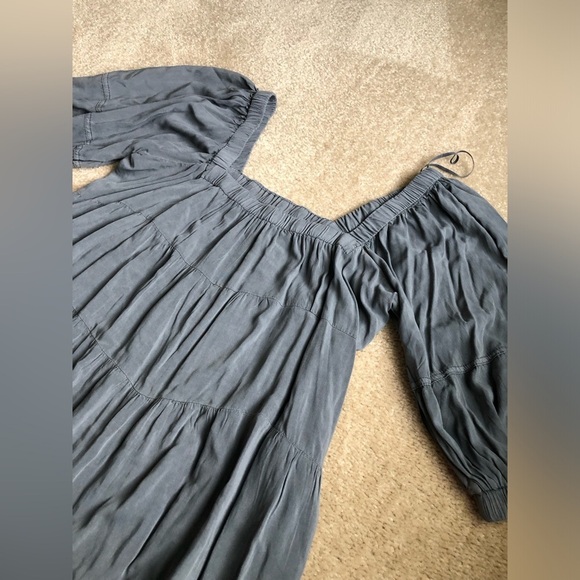 Mustard Seed Women’s L Charcoal Gray Chambray Puffed Sleeve Tiered Pocket Dress - Picture 3 of 11